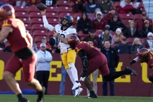 COLUMN: WVU's offense looked helpless against Iowa State